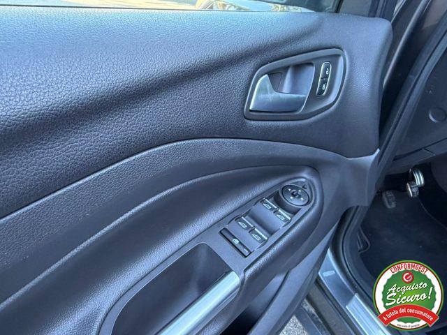 FORD Kuga 1.5 TDCI 120 CV S&S 2WD ST-Line Business