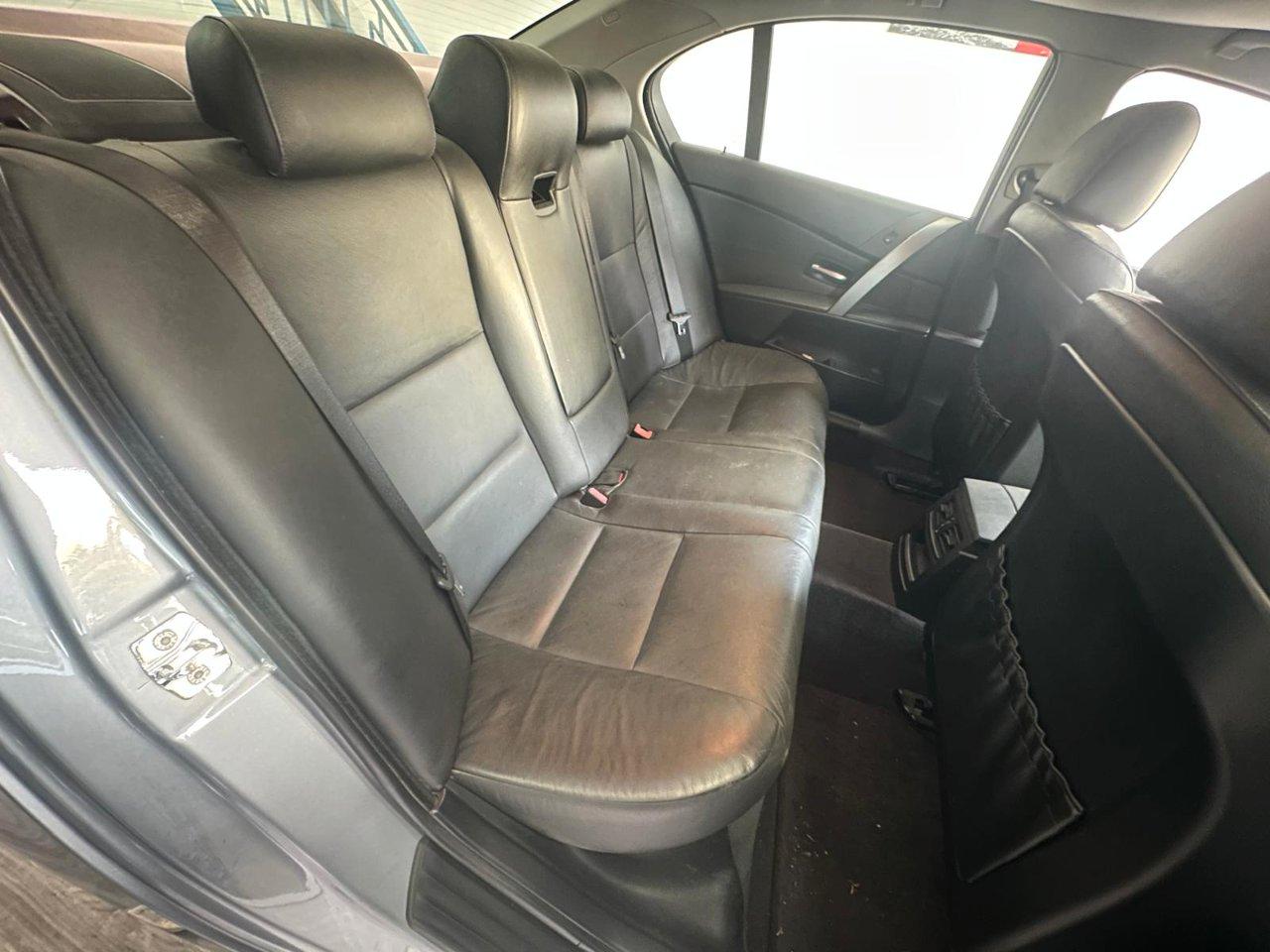 BMW 520 i Futura