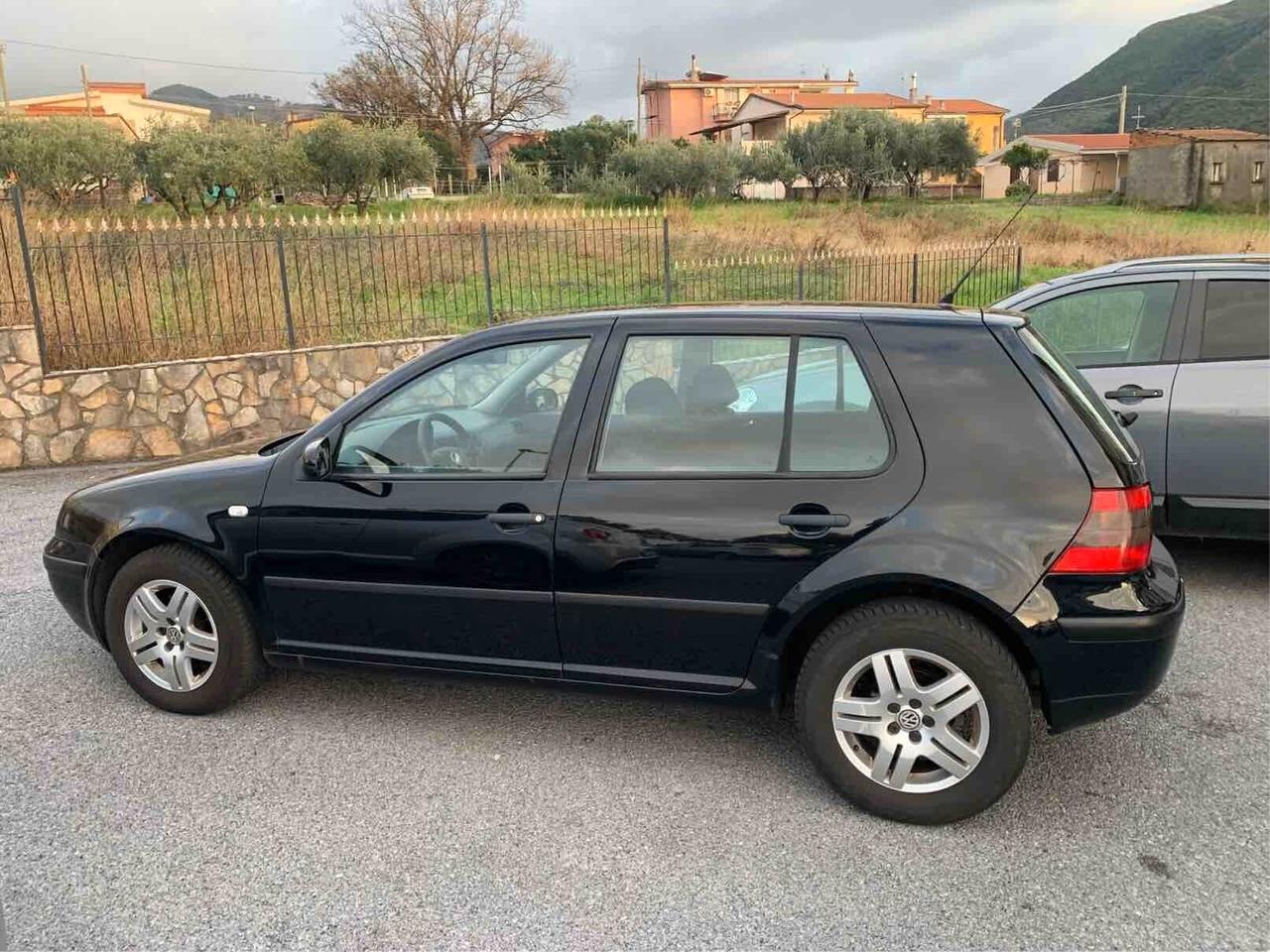 Volkswagen Golf 1.9 TDI 101 CV