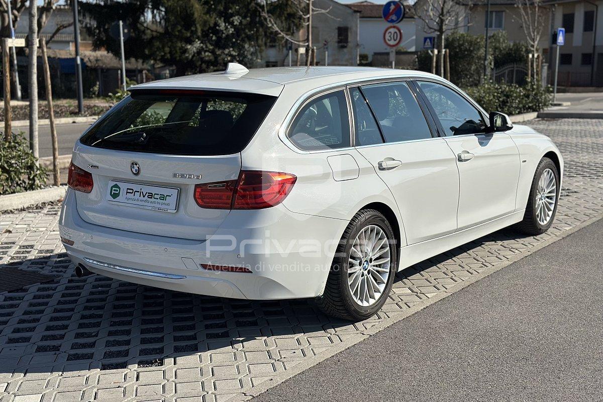 BMW 320d xDrive Touring Luxury