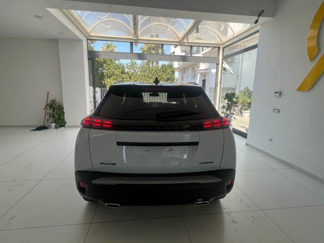PEUGEOT 2008 Hybrid 145 e-DCS6 GT da?319,00