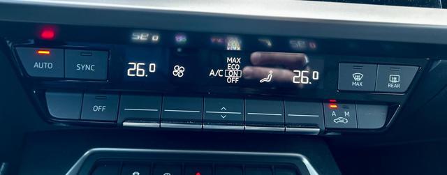 AUDI A3 SPB 30 TFSI Business NEO PATENTATO