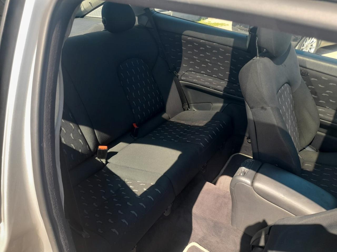 Mercedes-benz C 220 2.2Diesel(PRIVATO)-2001