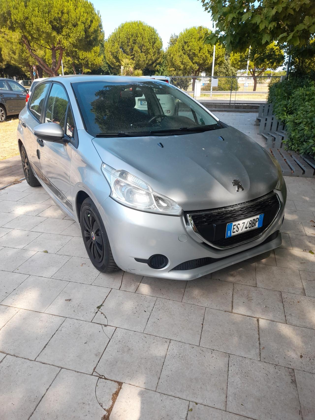 Peugeot 208 1.0 68 CV 5 porte