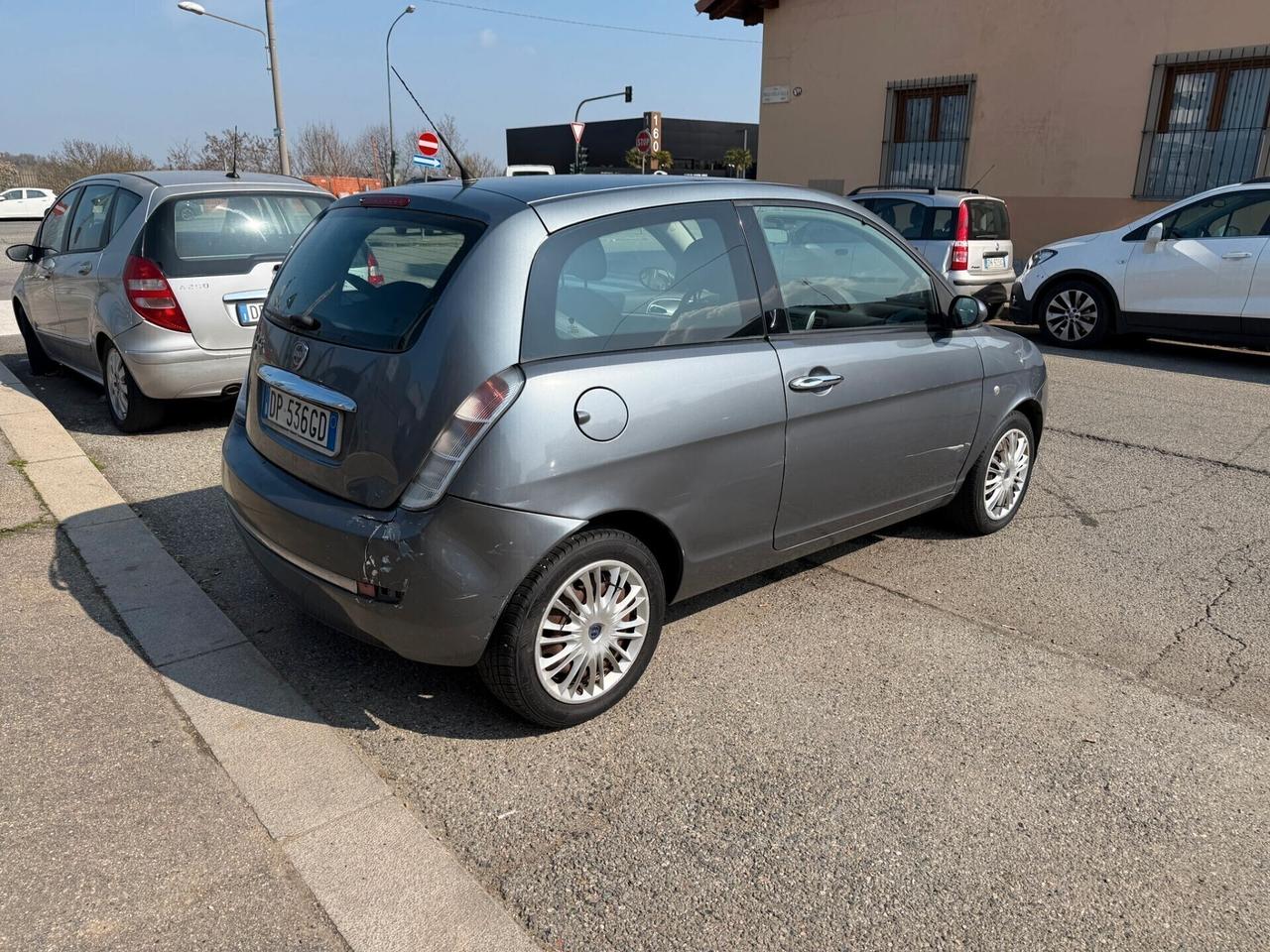 Lancia Ypsilon 1.2 ModaMilano