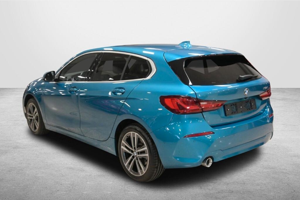 BMW 116D 115CV STEPTRONIC BUSINESS DESIGN ( FARI LED - BMW DIGITAL COCKPIT - TETTO PANORAMICO APR. - NAVI - MIRROR - PARK ASSISTANT - TELECAMERA POST. - CERCHI 17 )