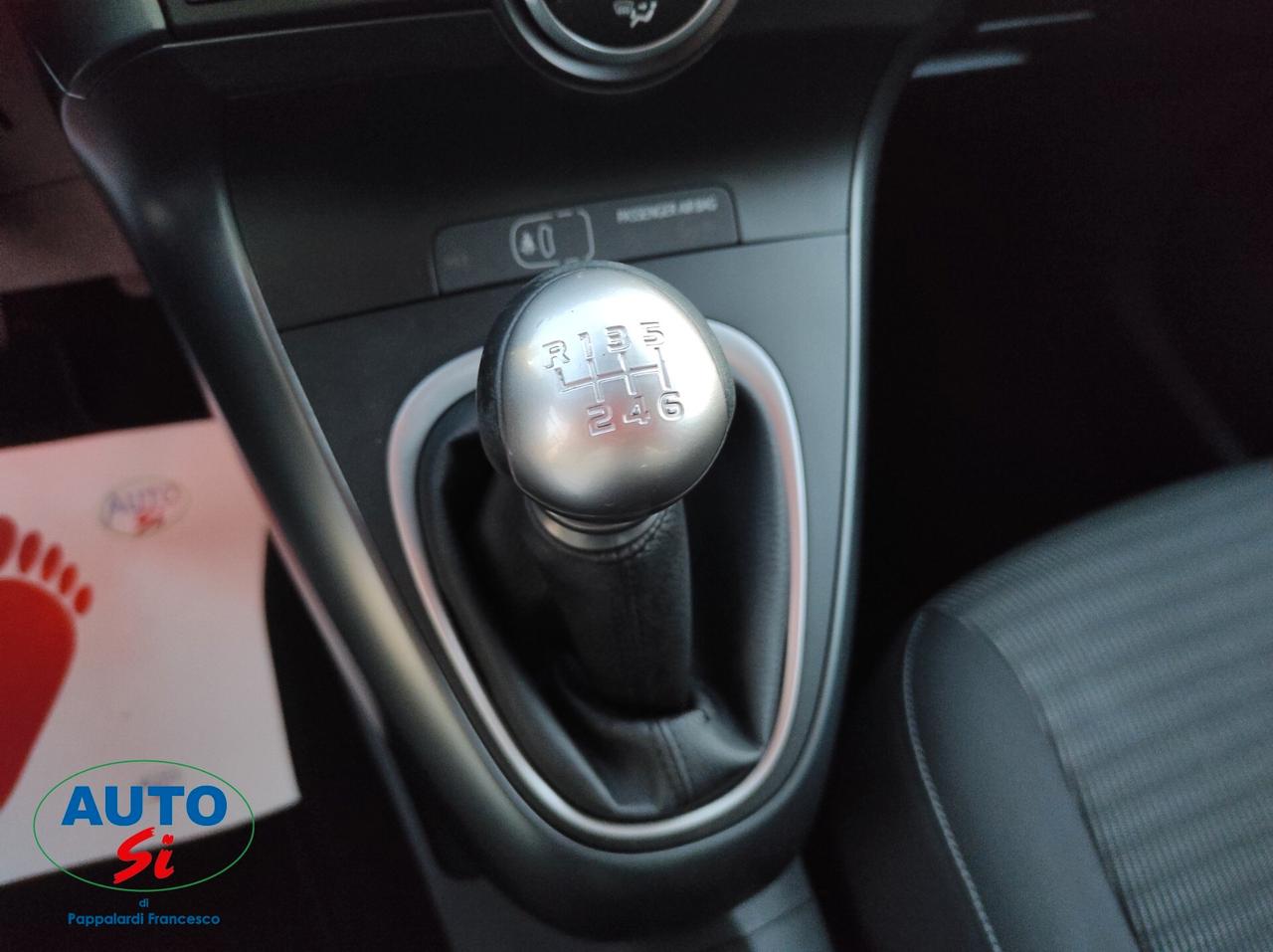 Toyota Verso 1.6 D-4D - 110cv 5 POSTI AUTOCARRO