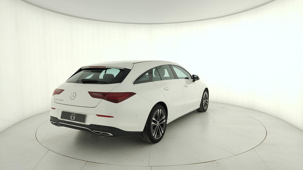 Mercedes-Benz CLA Shooting Brake 180 d Progressive Advanced auto