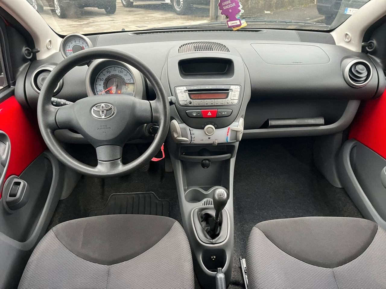 Toyota Aygo 1.0 BENZ SOLO 40.000 KM