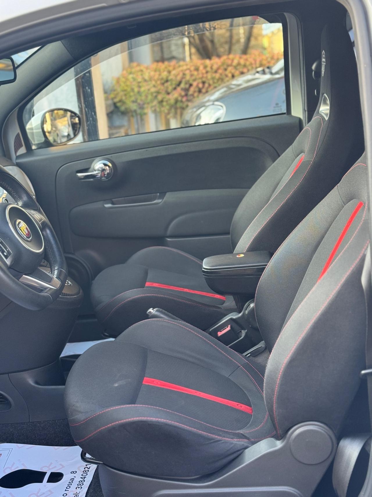 Abarth 500 1.4 Turbo T-Jet MTA Custom. Abarth.