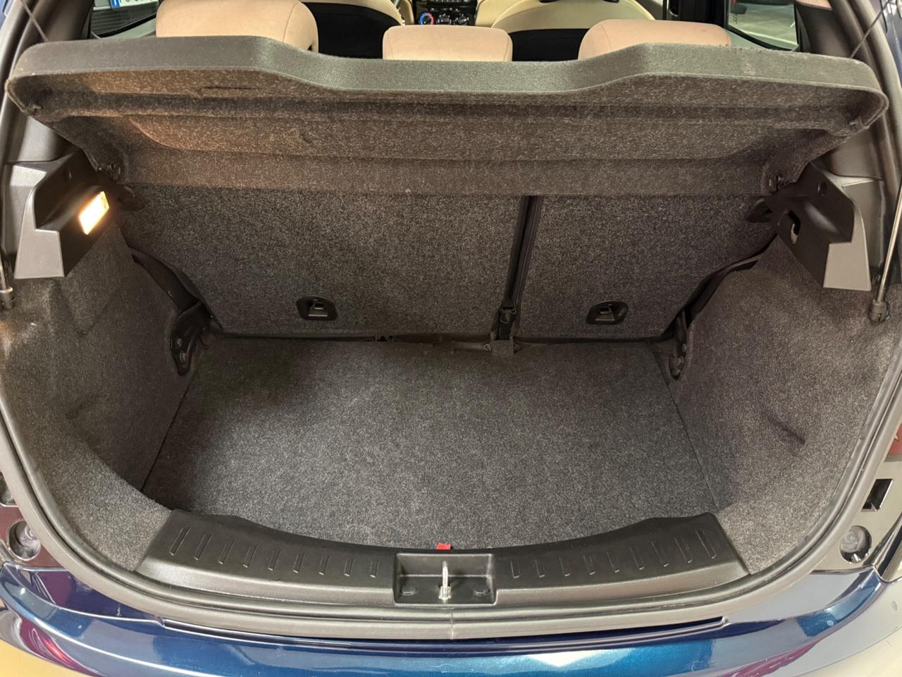 Lancia Ypsilon 1.3 MJT 30th Anniversary TETTO