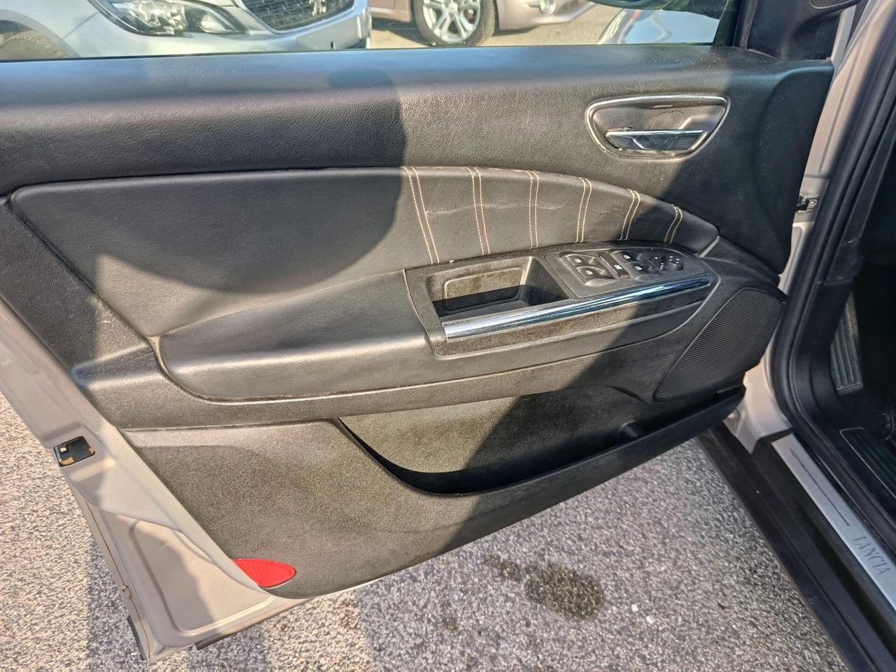 Lancia Delta 1.6 MJT DPF Gold