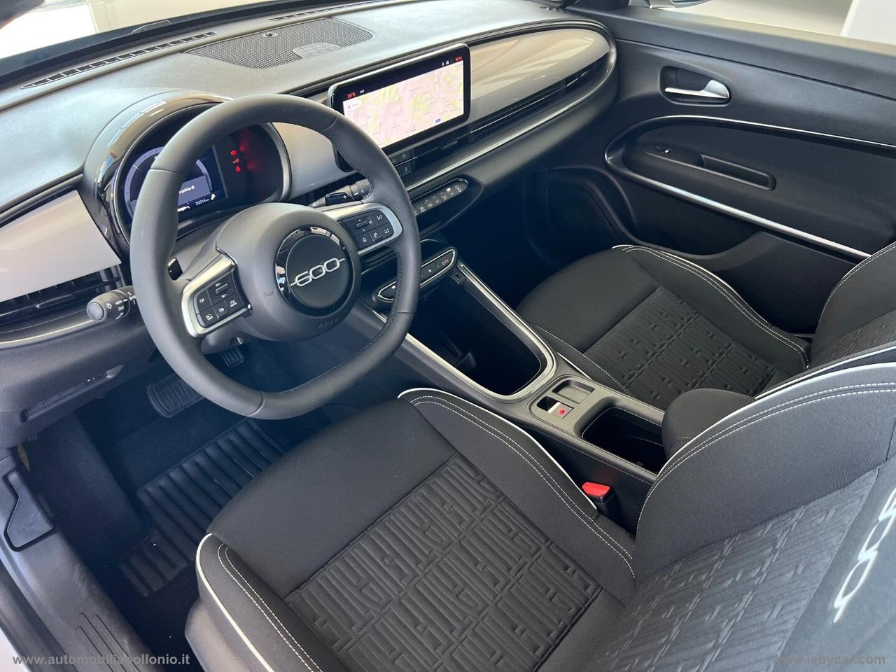 FIAT 600 HYBRID 145 CV MHEV ICON