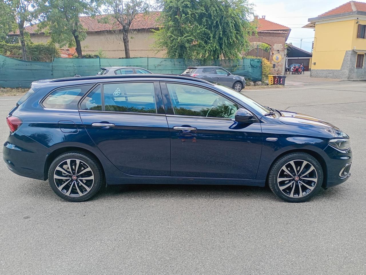 Fiat Tipo 1.6 Mjt SW 129.000 KM