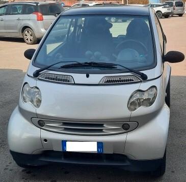 Smart fortwo coupe cdi
