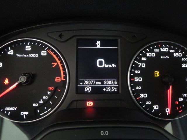 AUDI Q2 30 TFSI Business