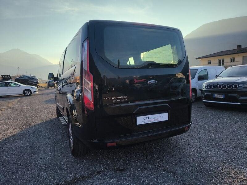 Ford Tourneo Custom Tourneo Custom 2.0 TDCi 9 posti