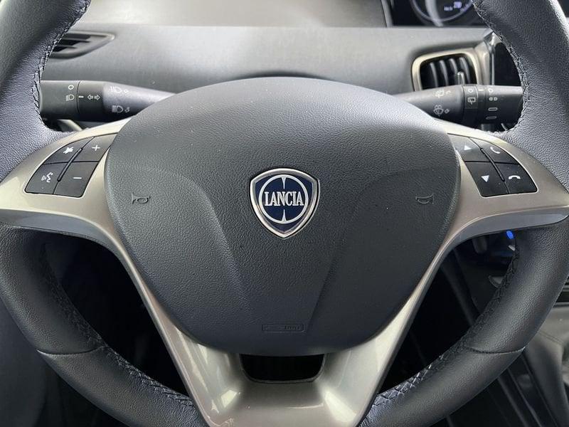 Lancia Ypsilon Ypsilon 1.2 Silver Gpl 69cv