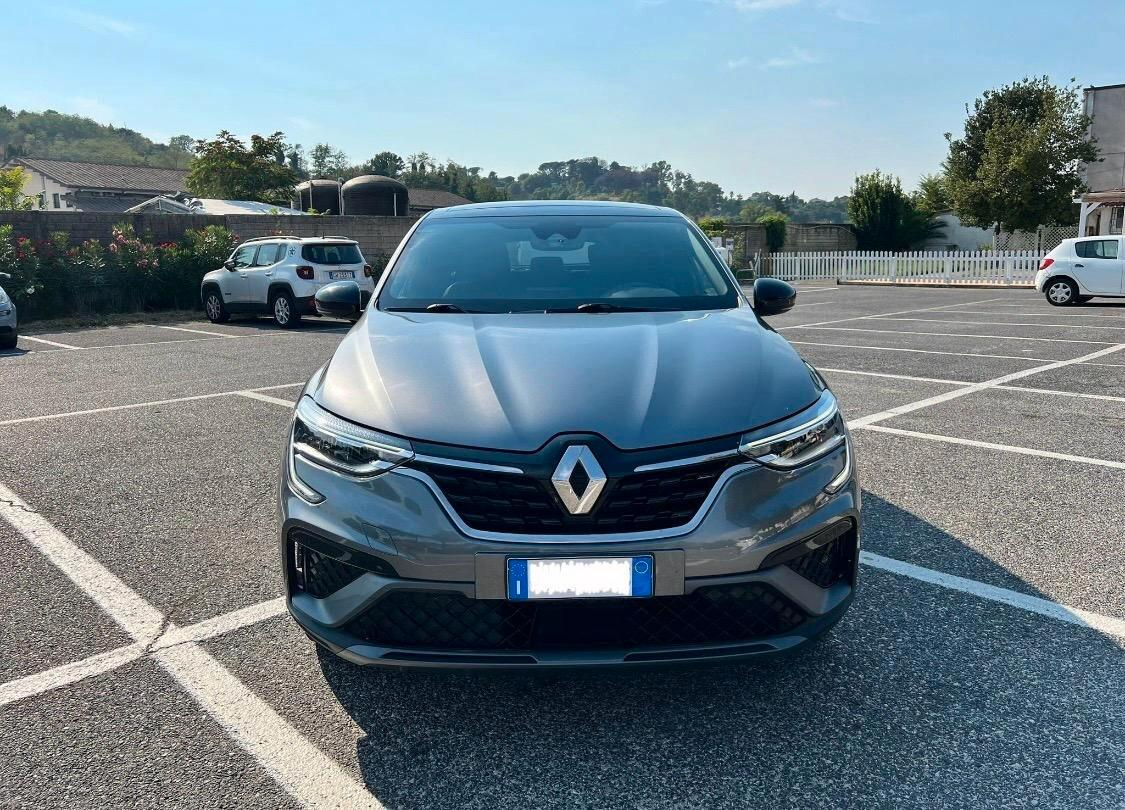 Renault Arkana Hybrid E-Tech 145 CV R.S. Line
