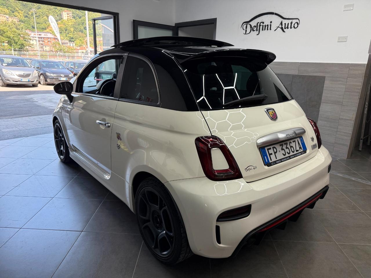 Abarth 595 1.4 Turbo T-Jet 160 CV Pista