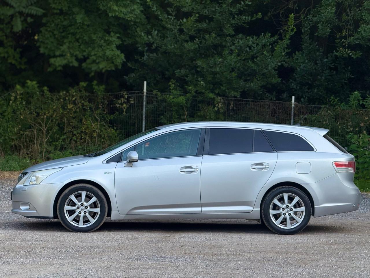 Toyota Avensis 2.2 D-Cat aut. Wagon Executive