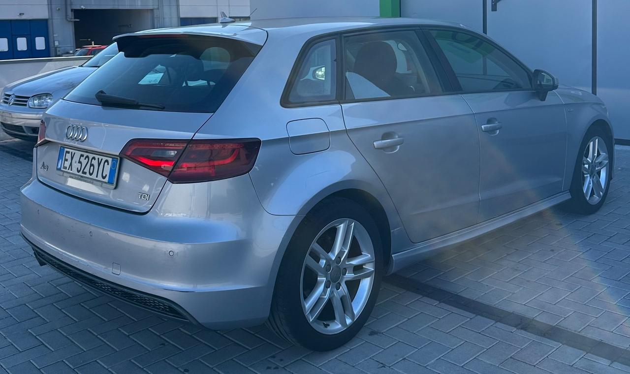 Audi A3 1.6 TDI 110cv ADATTA A NEOPATENTATI
