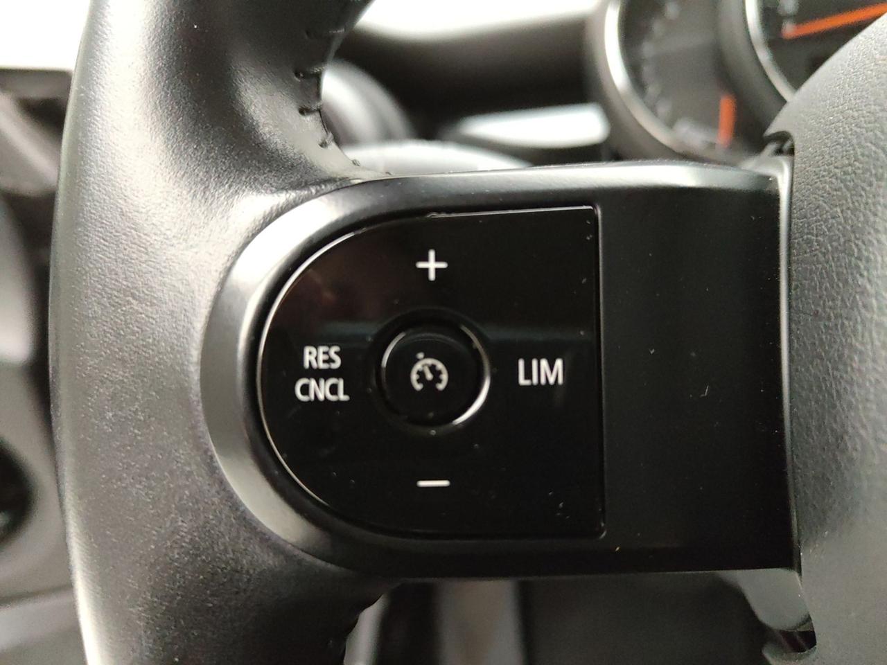 Mini IV F56 2021 3p MINI COOPER 1.5 136CV ESSENTIAL AUTO