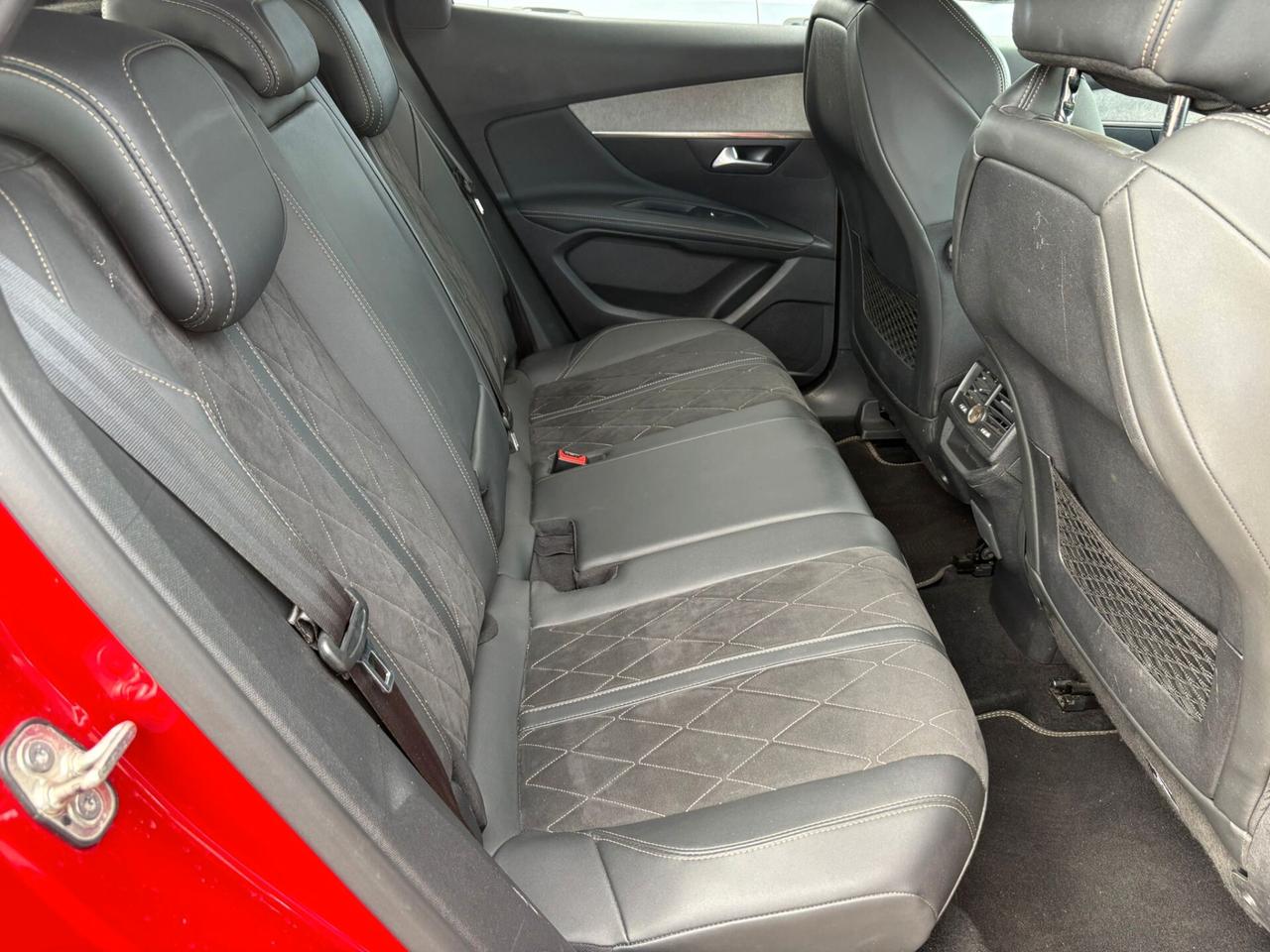 PEUGEOT 3008 1.5 BLUE-HDI GT LINE - 2021