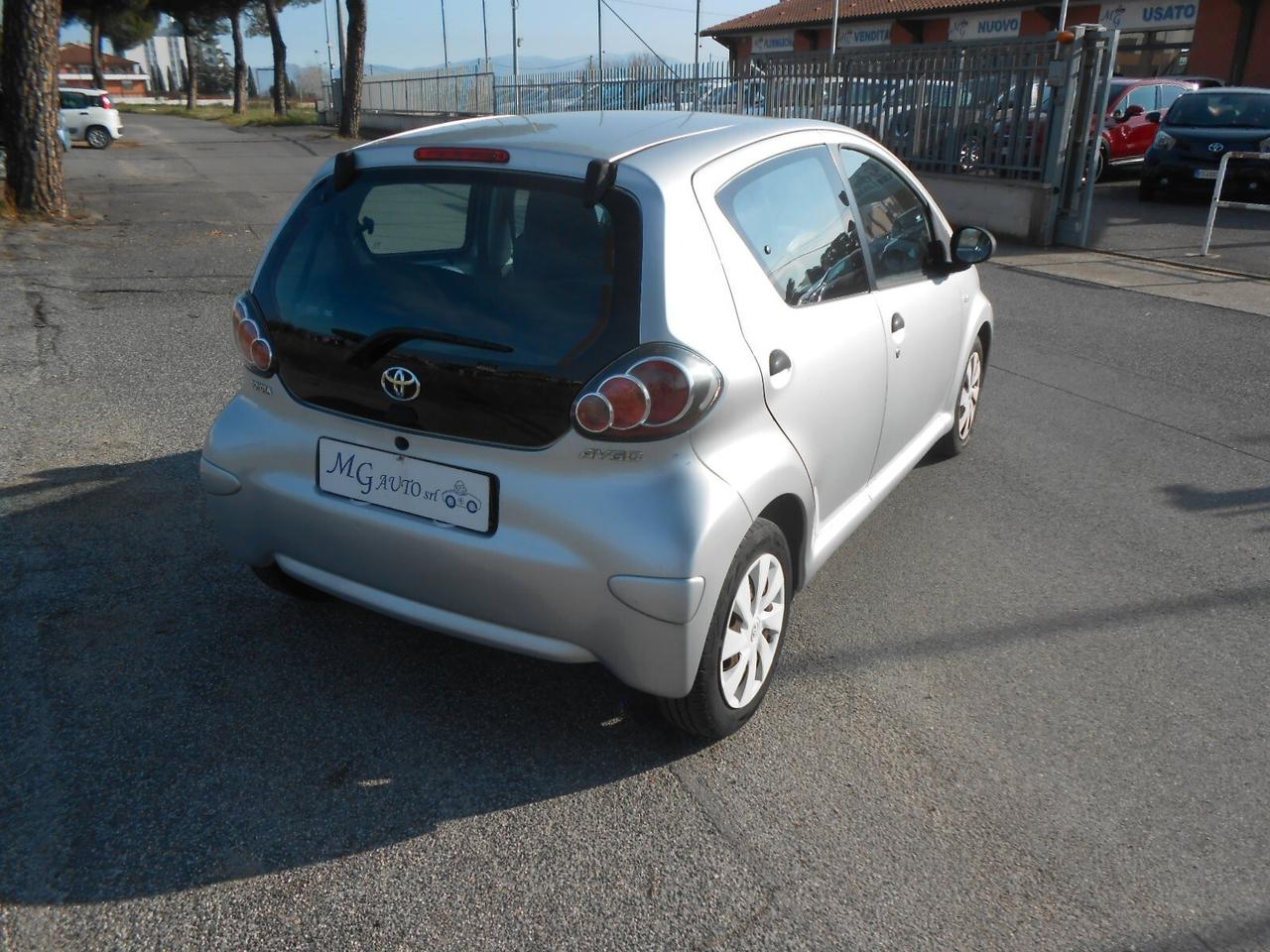 Toyota Aygo 1.0 12V VVT-i 5 porte Active Connect