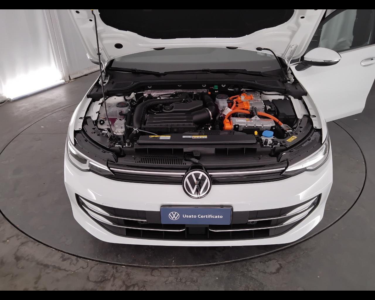 VOLKSWAGEN Golf VIII 2024 - Golf 1.5 tsi ehybrid Style 204cv dsg