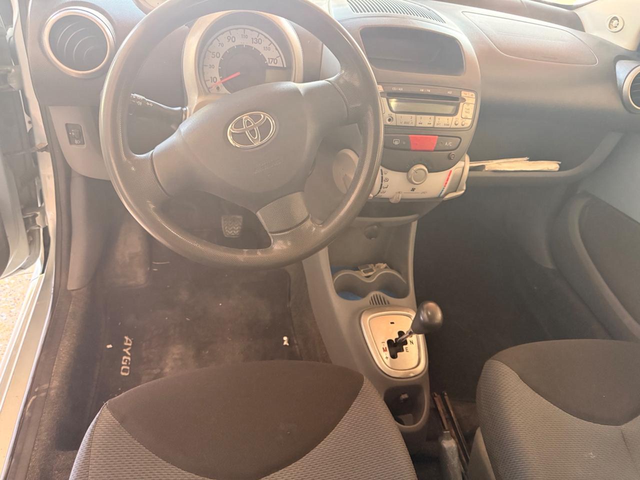 Toyota Aygo 1.0 12V VVT-i 5 porte Sol