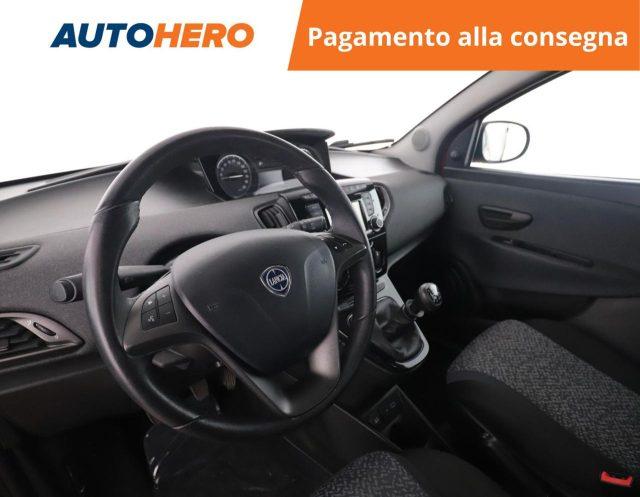 LANCIA Ypsilon 1.0 FireFly 5 porte S&S Hybrid Ecochic Silver