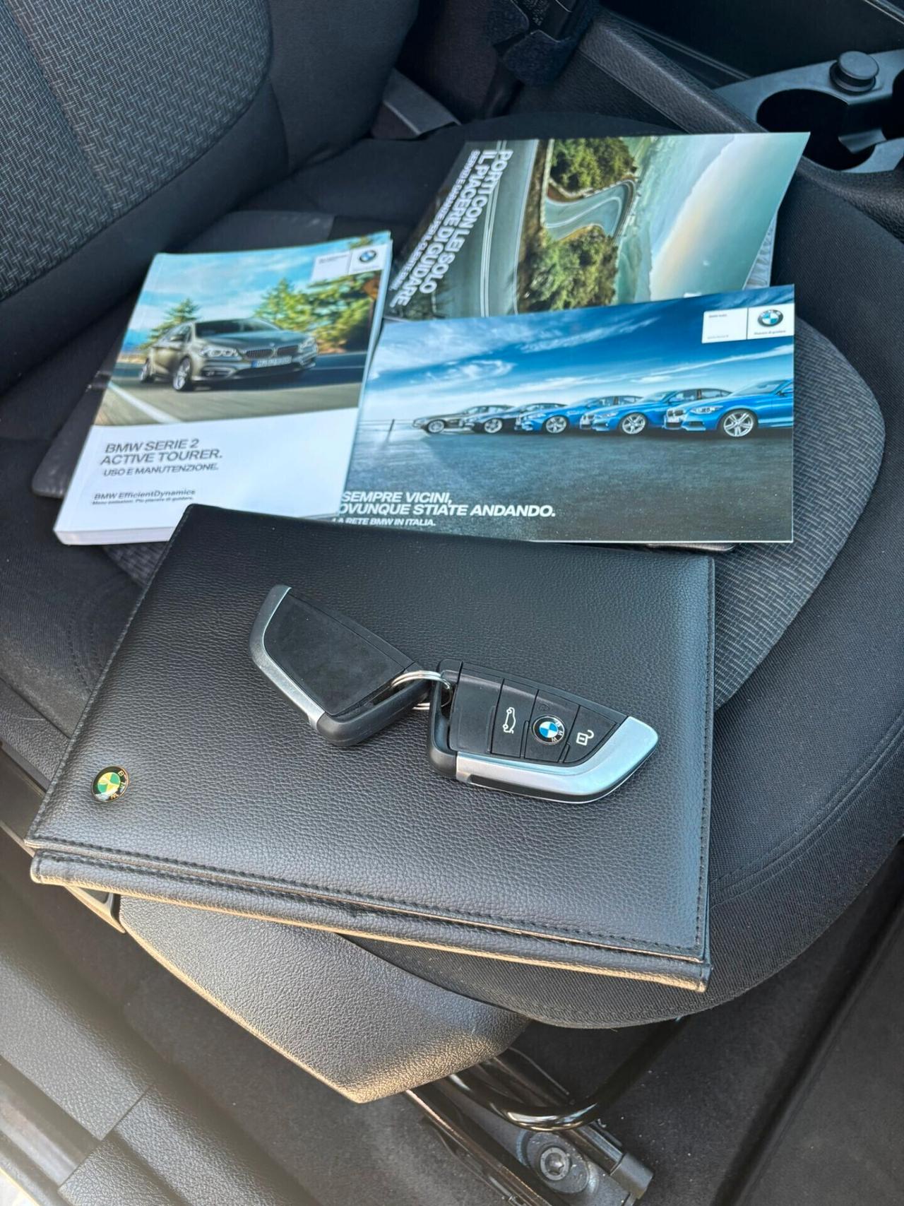 Bmw Serie 2 218d Luxury AUTOMATICO ANNO 2015