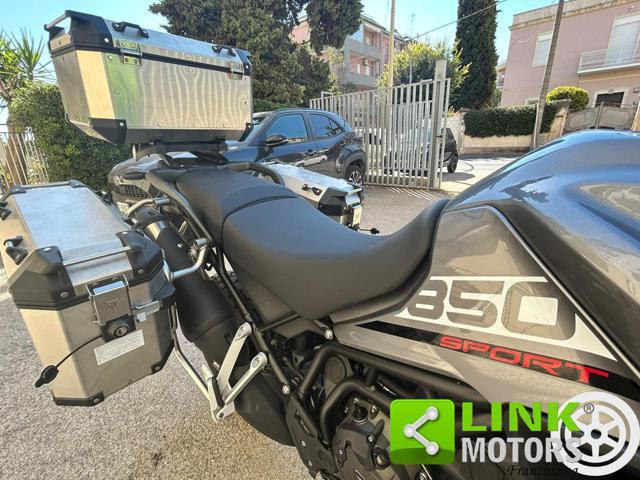 TRIUMPH Tiger 850 Sport .