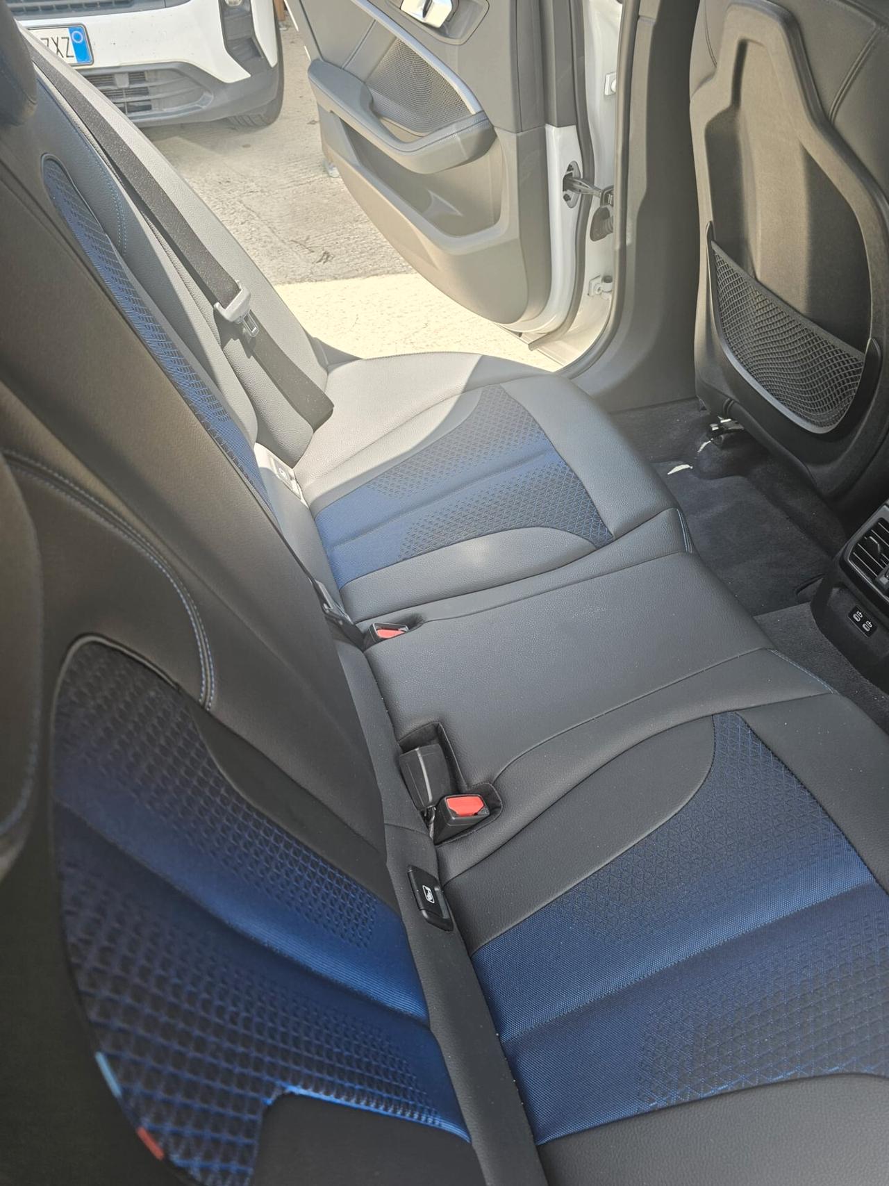 Bmw 120 120d 5p. Msport