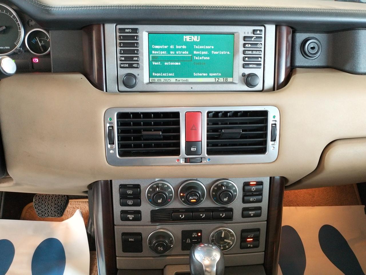 Land Rover Range 3.0 Td6 Vogue Foundry