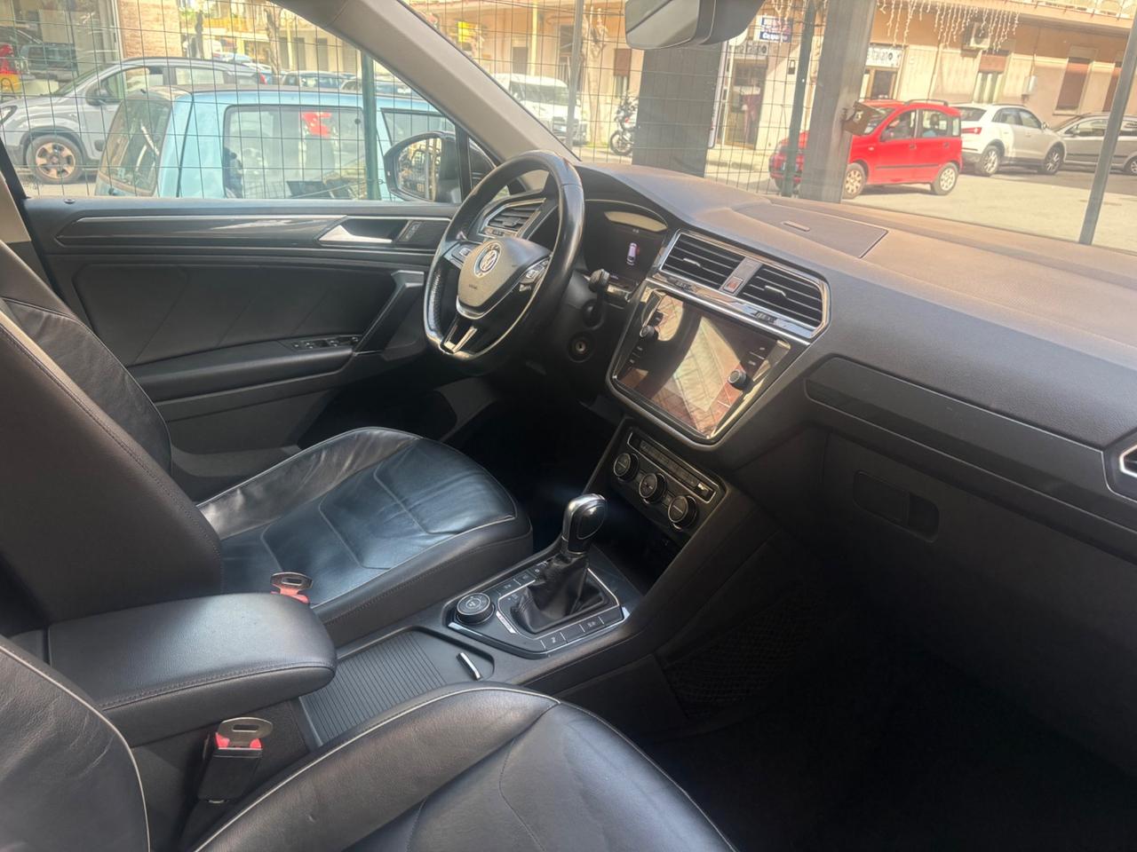 Volkswagen Tiguan 2.0 BiTDI SCR DSG 4MOTION R-Line BMT