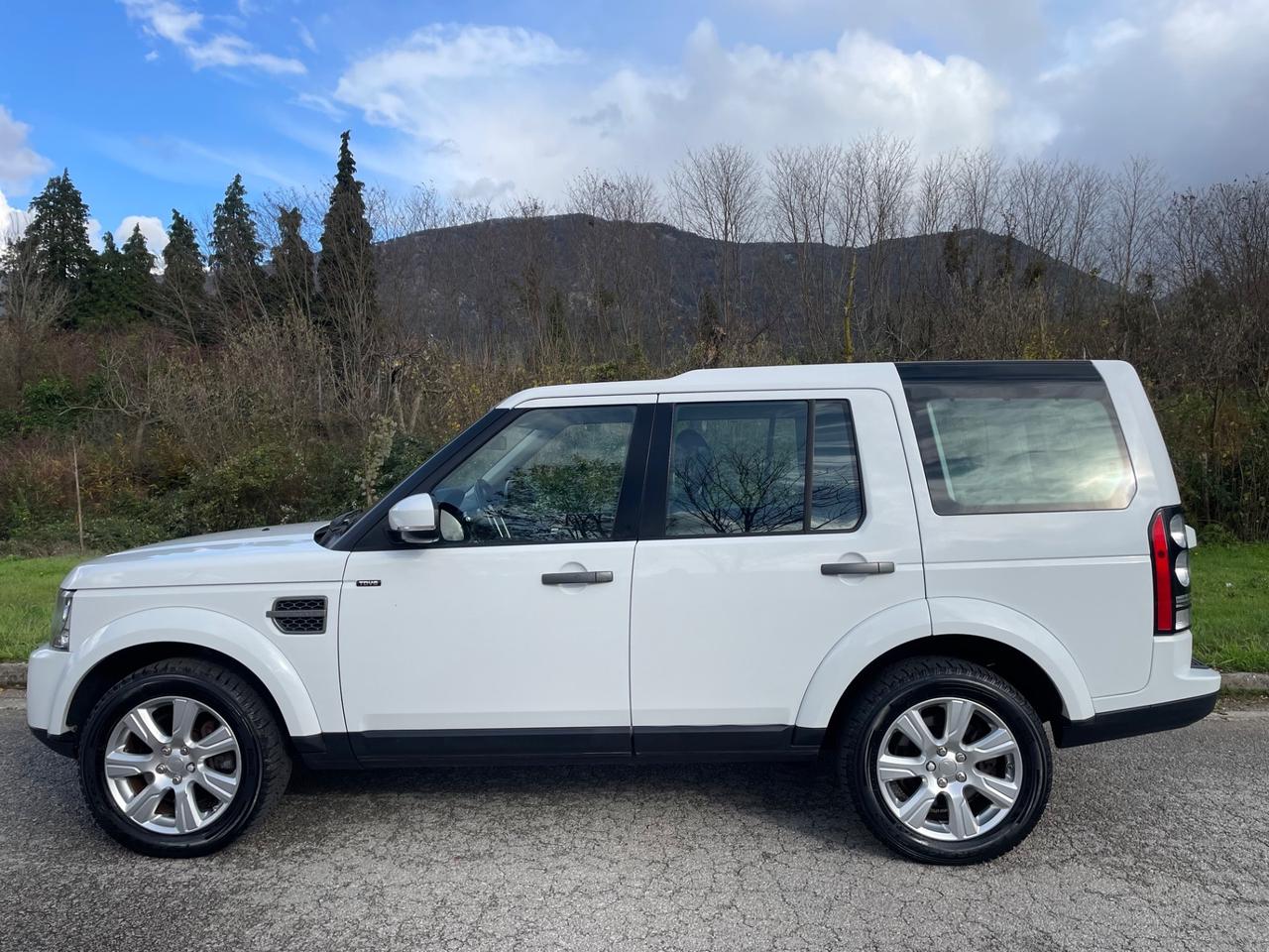 Land Rover Discovery 4 3.0 TDV6 211CV SE