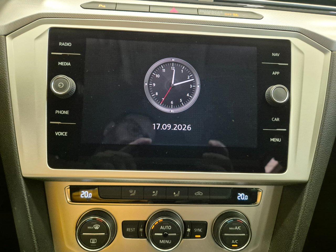 Volkswagen Passat Variant 1.6 tdi Business 120cv - NEOPATENTATI - ACC/Lim - Carplay - Sens. Park.