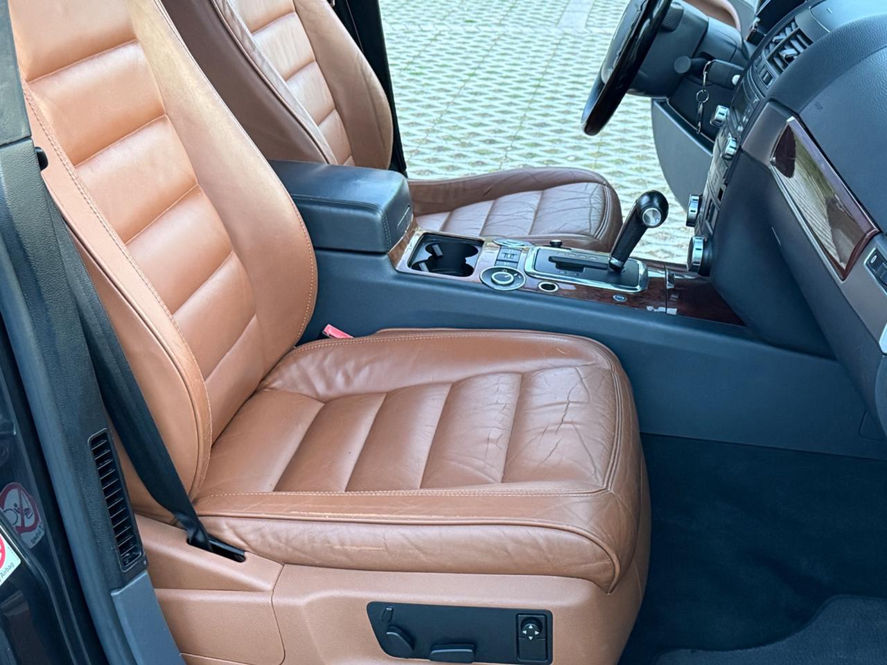 Volkswagen Touareg 5.0 V10 TDI R50 R-Line ASI-STORICA