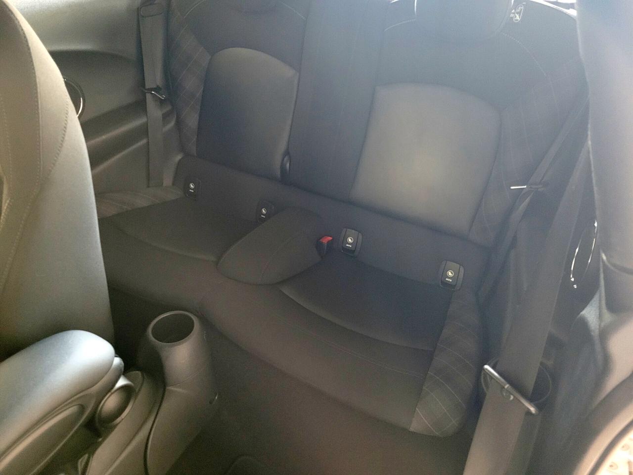 Mini One 1.5 STEPTRONIC 3 PORTE LED NAVI PELLE C 17"