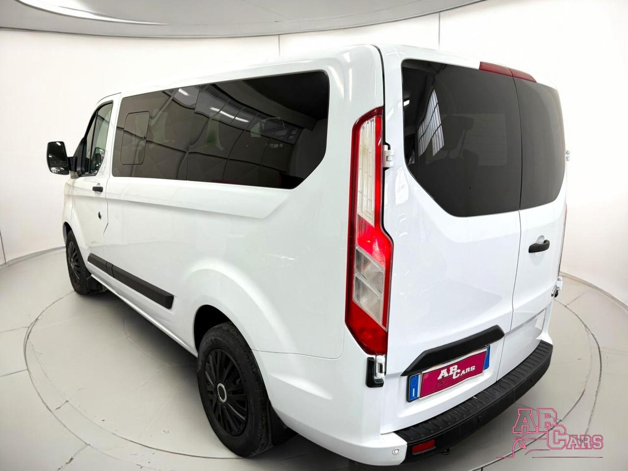 Ford Transit Custom 2.0 TDCi 130 PC Combi 9 POSTI