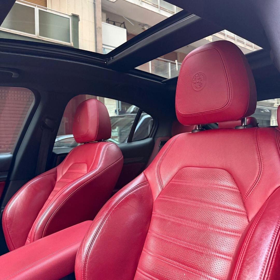 Alfa Romeo Stelvio 2.0 Turbo 280 CV Competizione