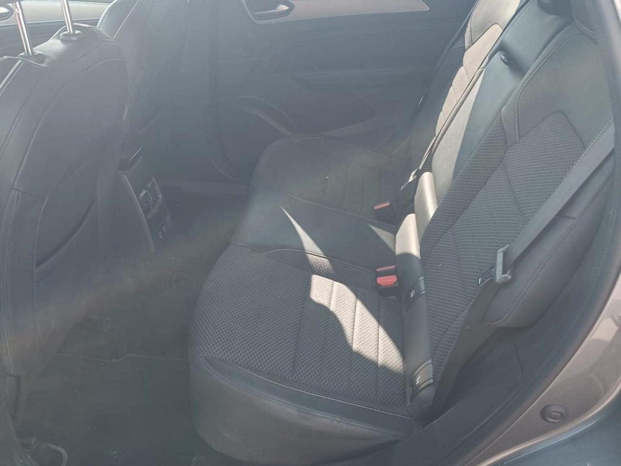 Renault Arkana 1.6 E-Tech full hybrid Intens Auto 145cv