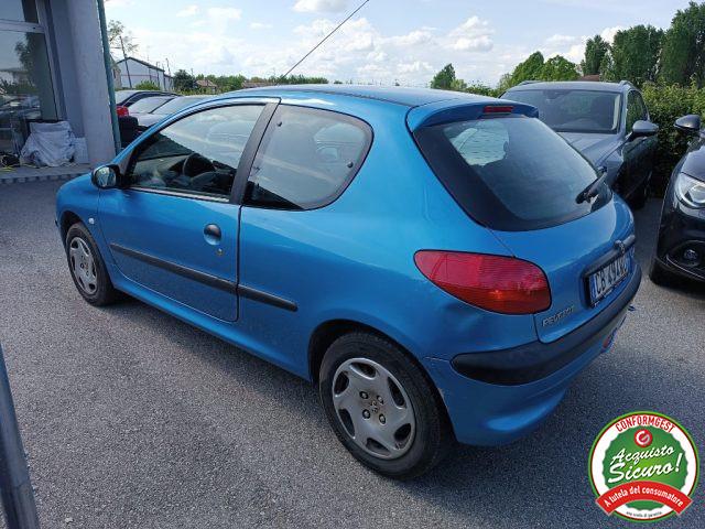 PEUGEOT 206 1.4 3p. XT