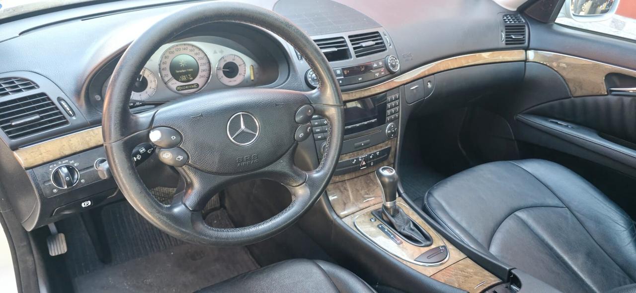 Mercedes-benz E 220 CDI cat Avantgarde