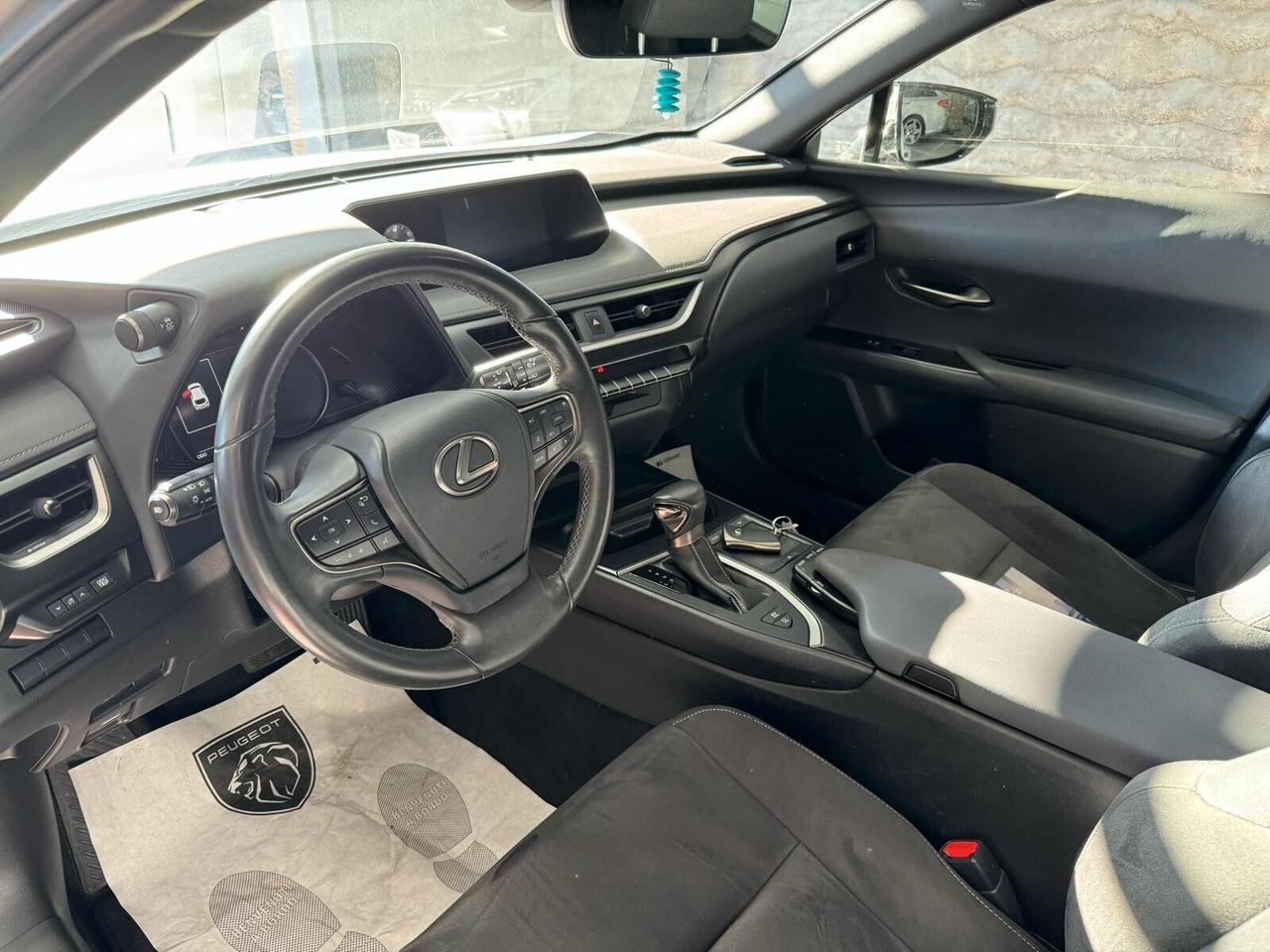 Lexus UX 250 Hybrid Business 2wd cvt my20