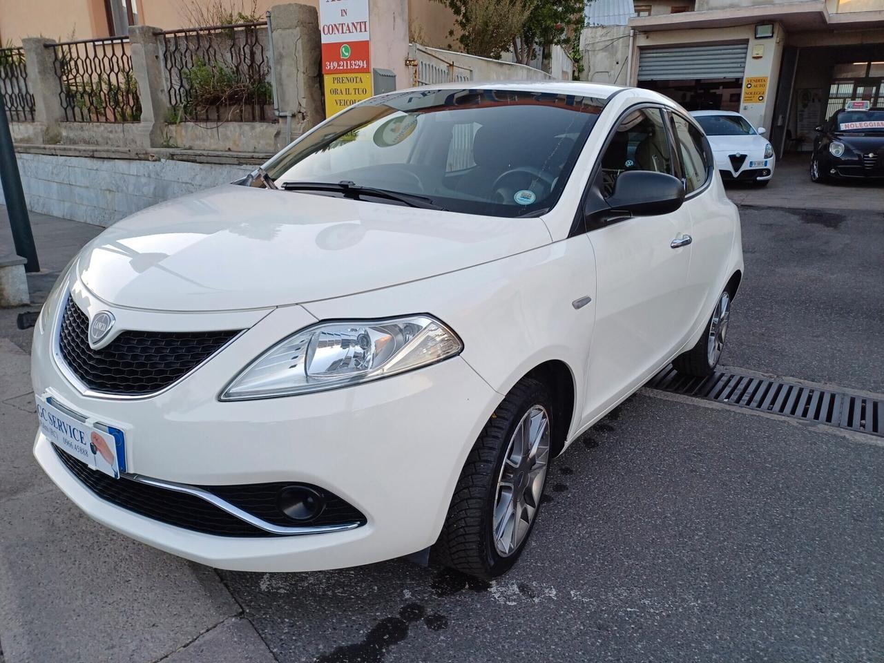 Lancia Ypsilon 1.3 MJT 16V 95 CV Gold