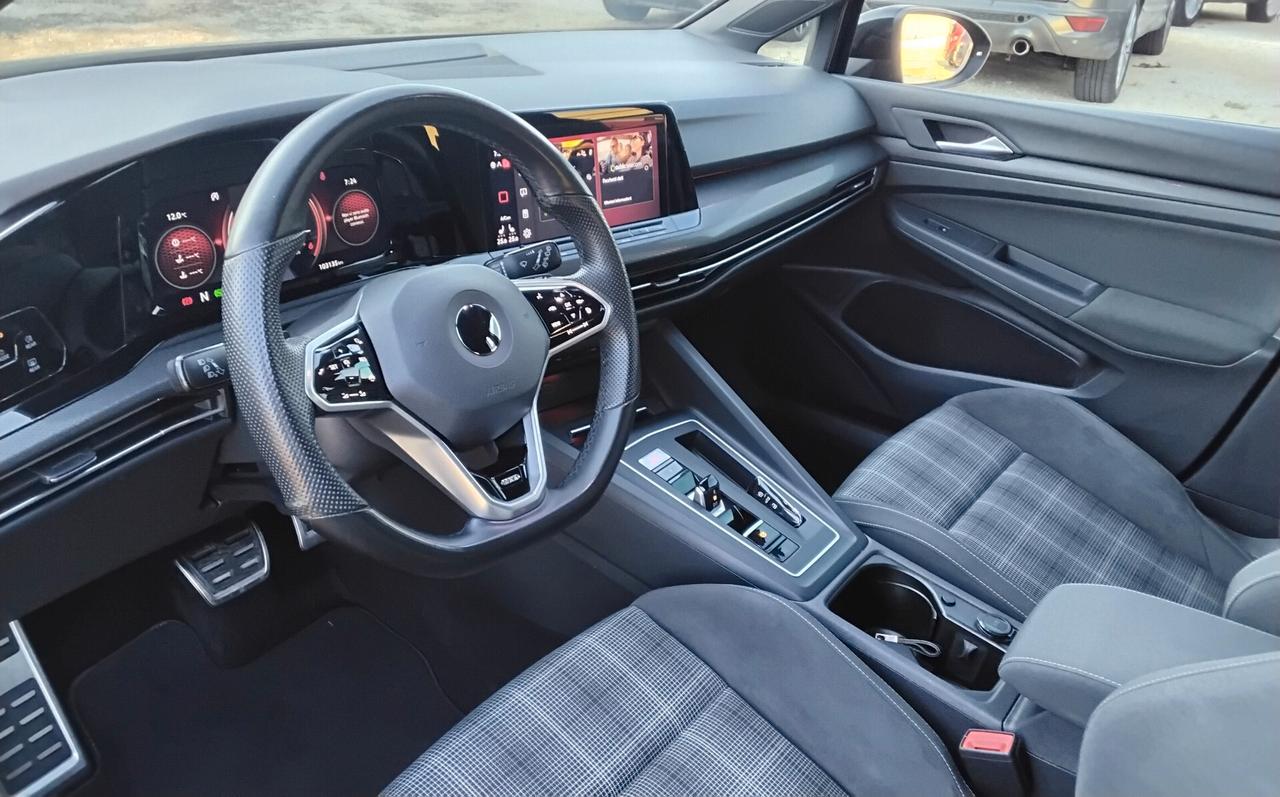Volkswagen Golf 2.0 GTD DSG