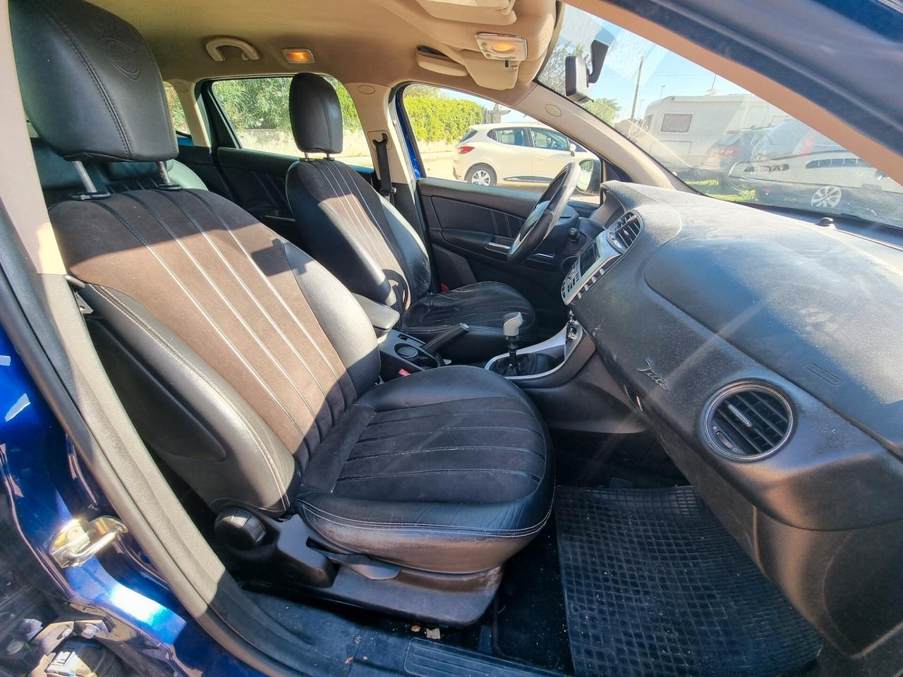Lancia Delta 1.6 MJT DPF Platino
